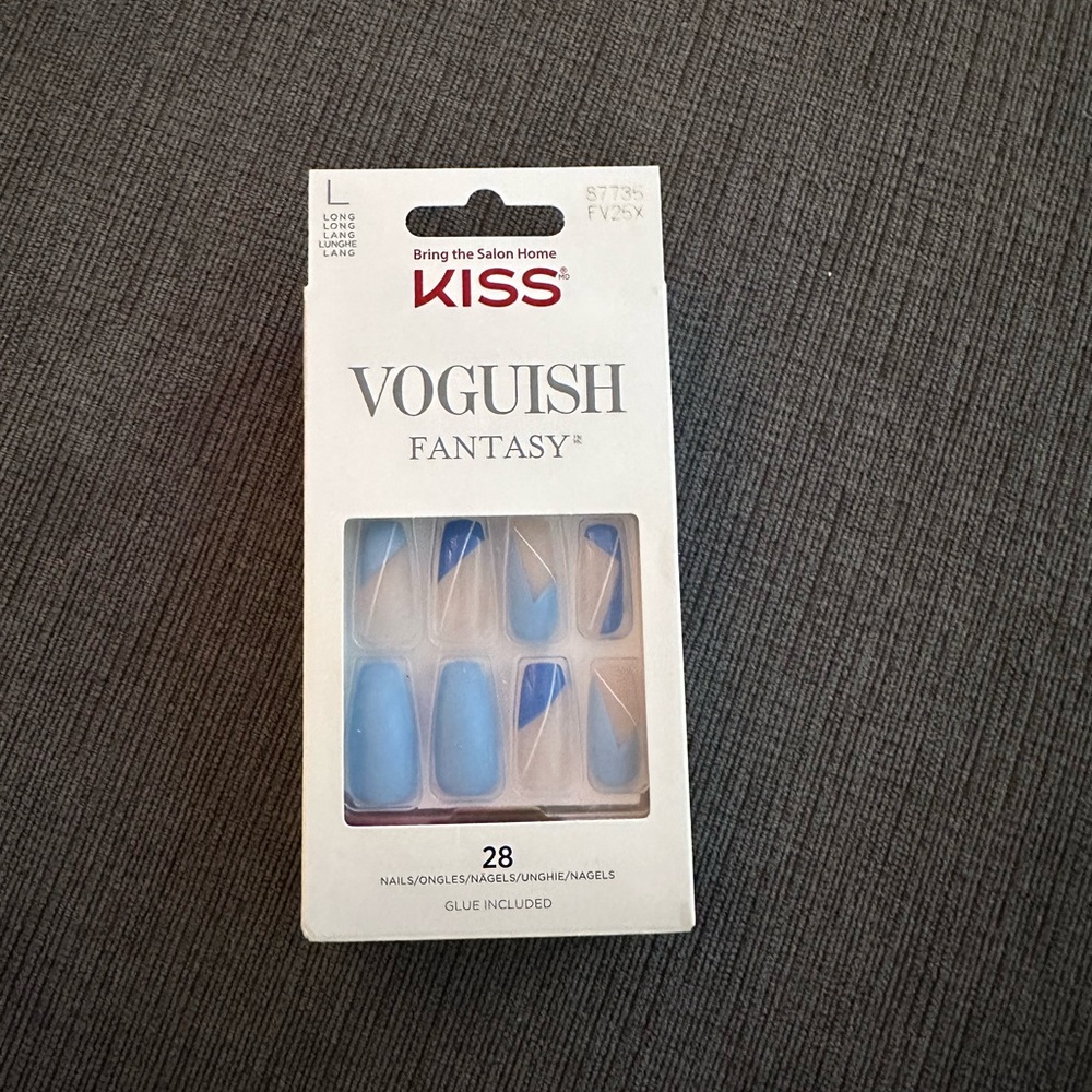 KISS Voguish Fantasy Long blue nails